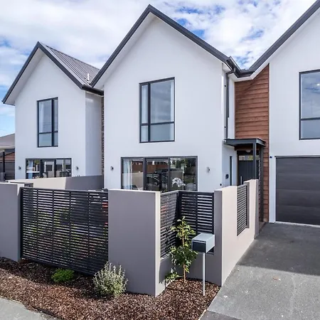 Villa Restful In Riccarton